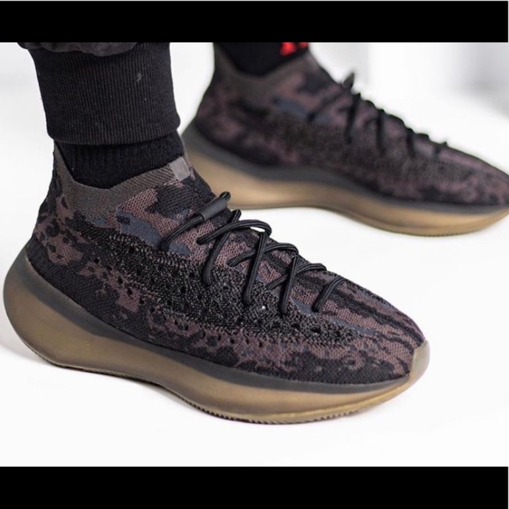 Yeezy 380 Boost ONYX - Non Reflective